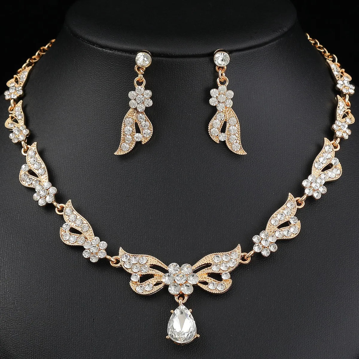 Bridal Necklace Set, High-End Bowknot Crystal-Encrusted Diamond Wedding Dress and Banquet Dress Jewelry Matching Set