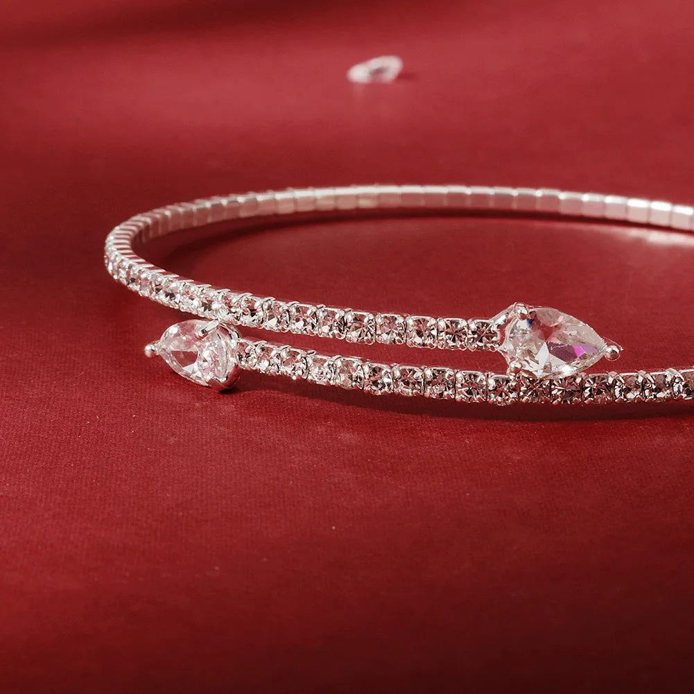 QYY Simple and Exquisite Copper and Zirconia Studded Bracelet Everyday Jewelry Bangle Fashionable Party Bracelet Holiday Gift